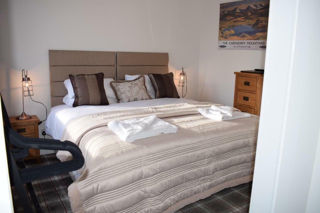 The Highlandman Station Bed and Breakfast Crieff Eksteriør billede